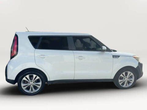 2014 Kia Soul +
