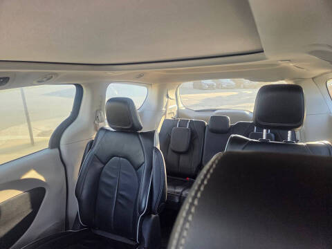 2022 Chrysler Pacifica Hybrid Limited