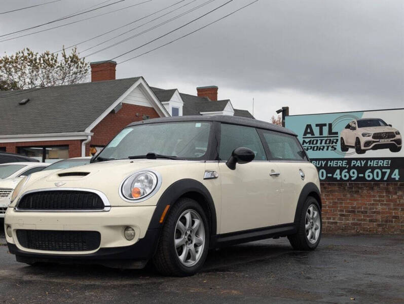 MINI Cooper's photo