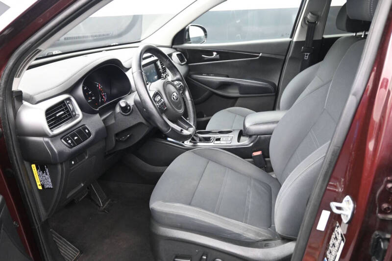 2018 Kia Sorento LX