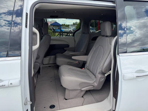 2018 Chrysler Pacifica Touring Plus