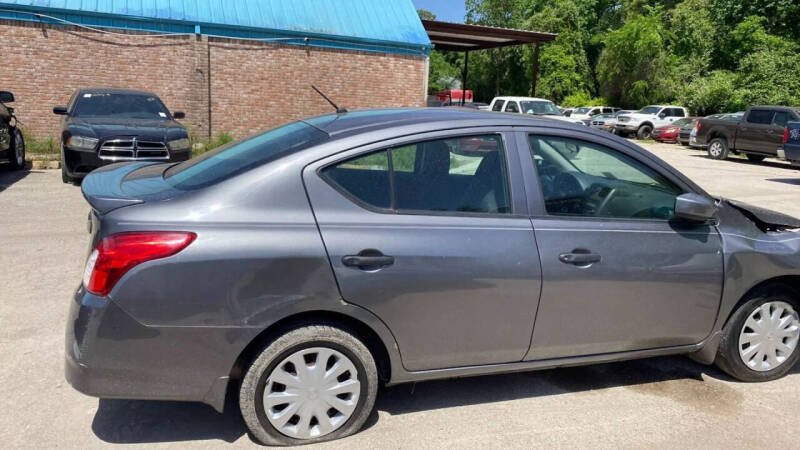 2017 Nissan Versa 1.6 S
