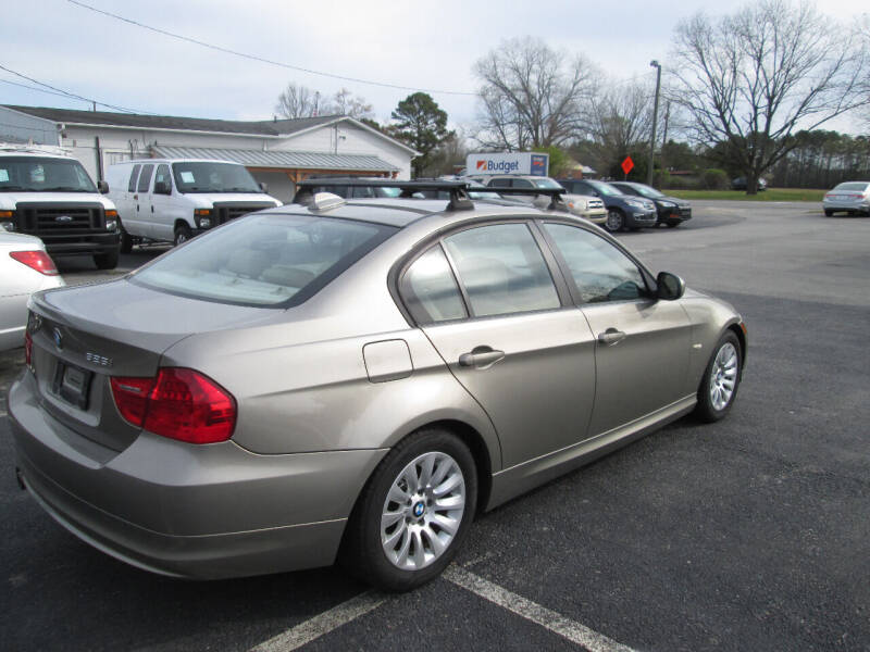 2009 BMW 3 Series 328i photo 4