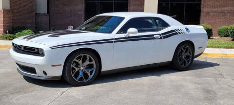 2016 Dodge Challenger SXT Plus