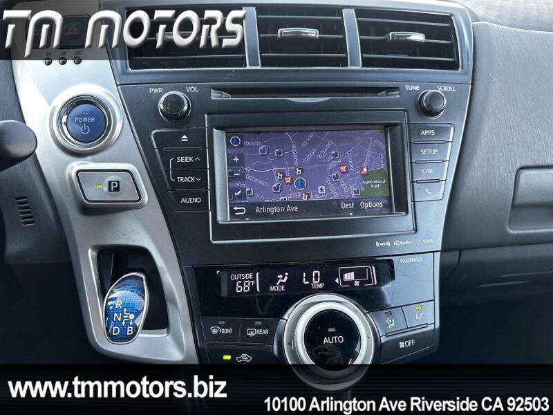 2013 Toyota Prius v Three