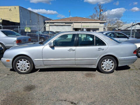 2000 Mercedes-Benz E-Class E 320
