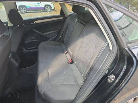 2012 Volkswagen Passat S PZEV