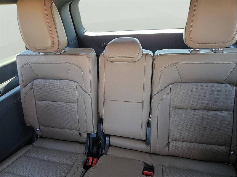 2025 Lincoln Navigator L Black Label