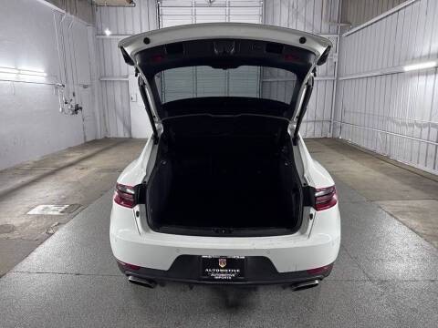 2018 Porsche Macan