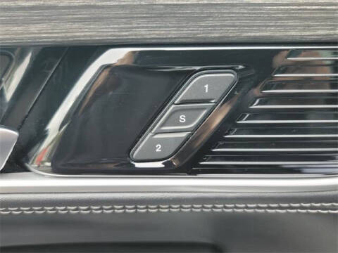 2023 Jeep Wagoneer Series III