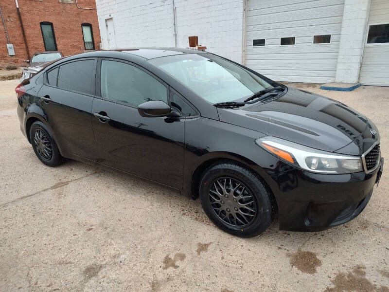 2017 Kia Forte for sale at Apex Auto Sales in Coldwater KS
