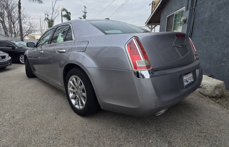2014 Chrysler 300 C