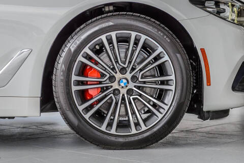 2019 BMW 5 Series 530i