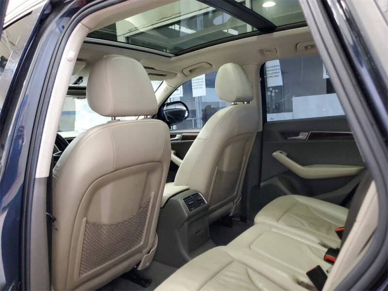 2012 Audi Q5 3.2 quattro Premium Plus