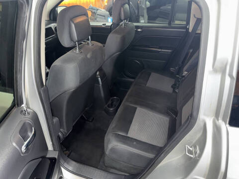 2012 Jeep Compass Sport