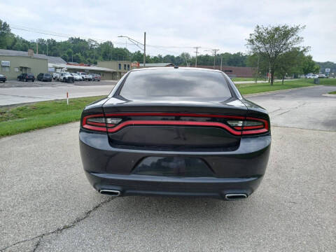 2016 Dodge Charger SE