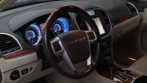 2011 Chrysler 300 Limited