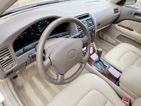 1996 Lexus LS 400