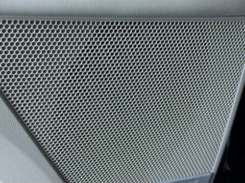 2011 Volkswagen Routan SEL Premium