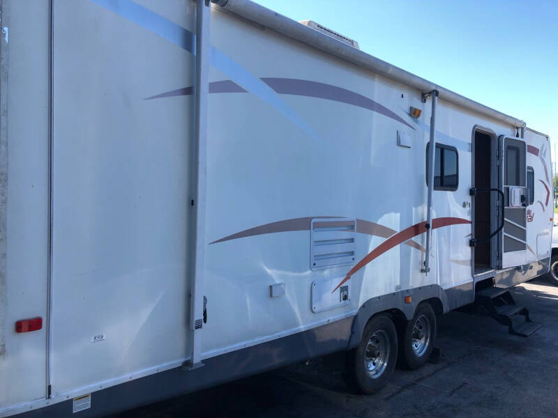 2006 Fleetwood Prowler for sale at Holland Auto Sales and Service, LLC in Bronston KY