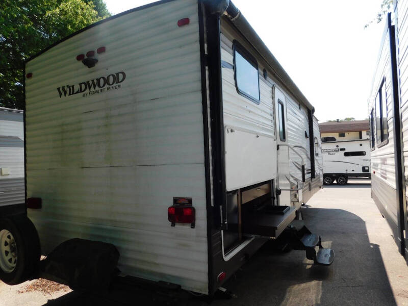 2017 Forest River Wildwood 27 DBK
