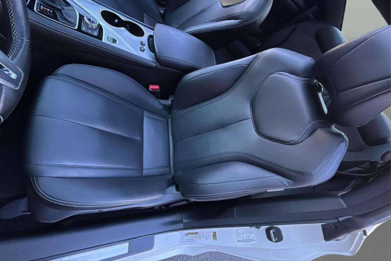 2017 Infiniti Q60 2.0T