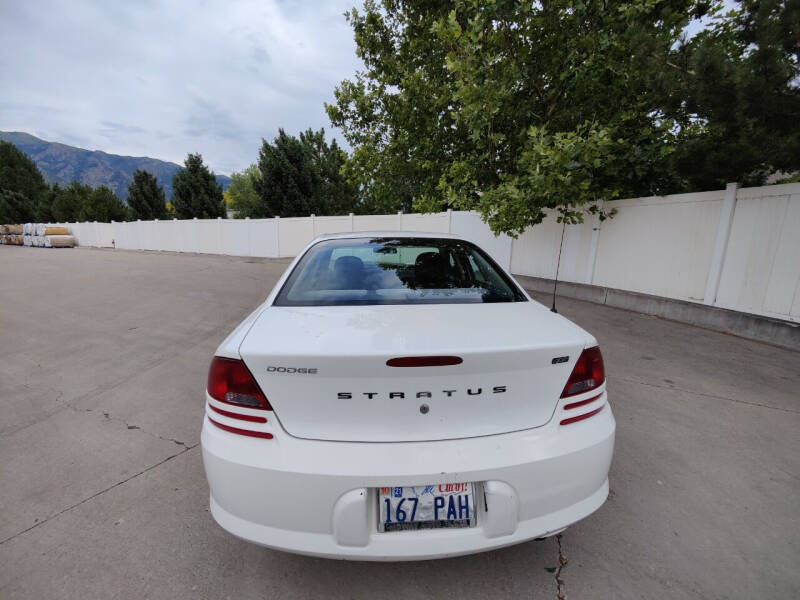2005 Dodge Stratus SXT