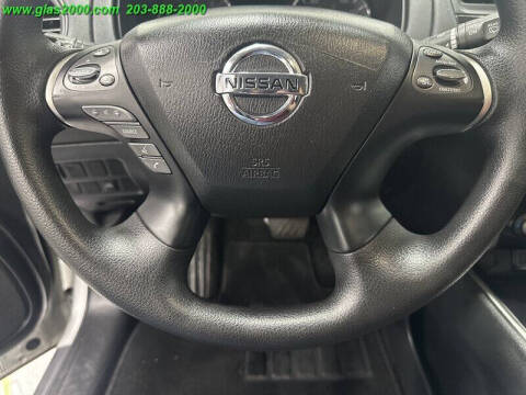 2020 Nissan Pathfinder S