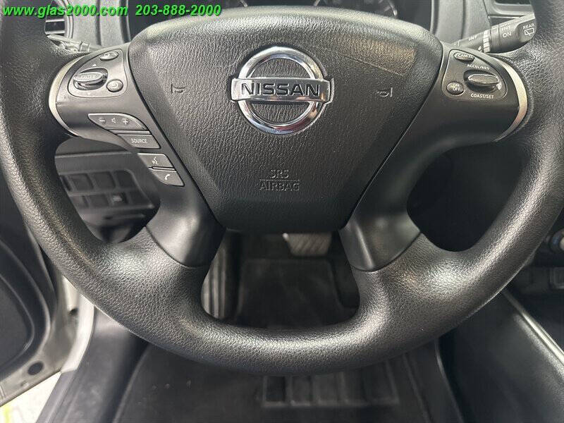 2020 Nissan Pathfinder S