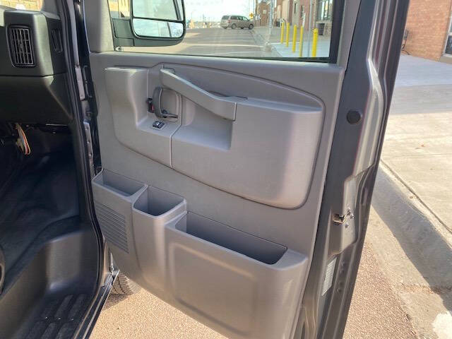 2017 Chevrolet Express LS 2500