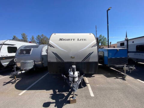 2018 Pacific Coachworks MIGHTY LIGHT