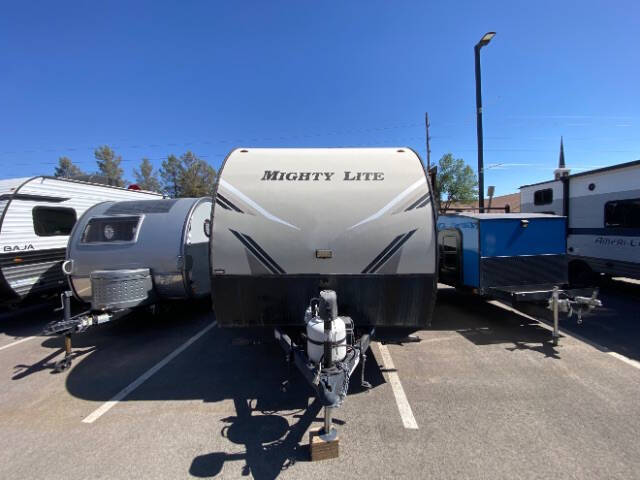 2018 Pacific Coachworks MIGHTY LIGHT