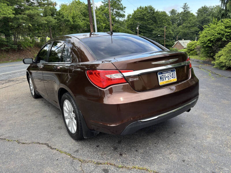 2013 Chrysler 200 Touring