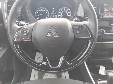 2019 Mitsubishi Outlander SE