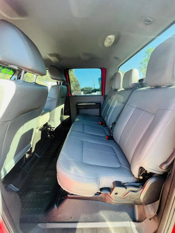 2013 Ford F-250 Super Duty  - $23,950