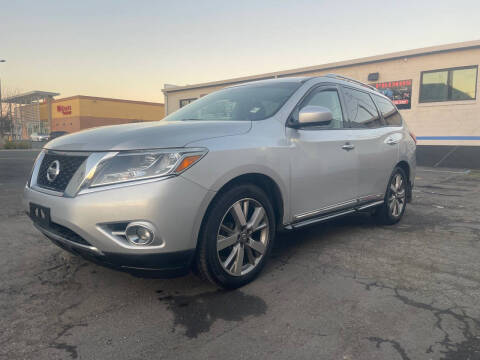 2016 Nissan Pathfinder