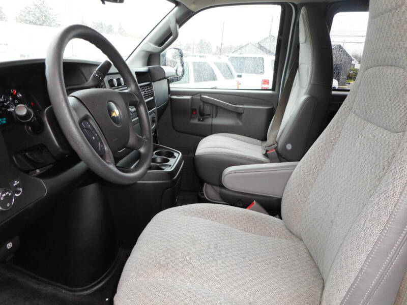 2017 Chevrolet Express LT 3500