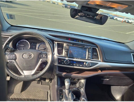 2017 Toyota Highlander XLE