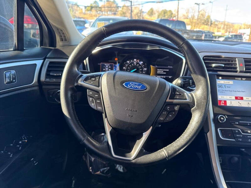 2017 Ford Fusion Energi SE Luxury