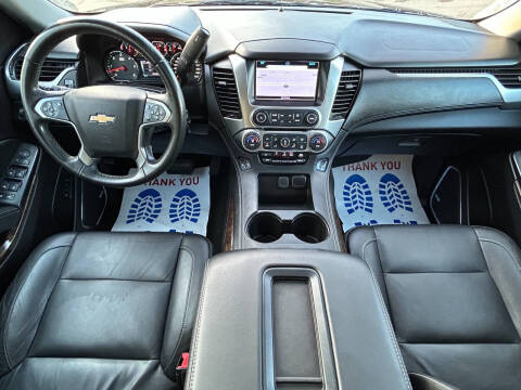 2017 Chevrolet Suburban LT