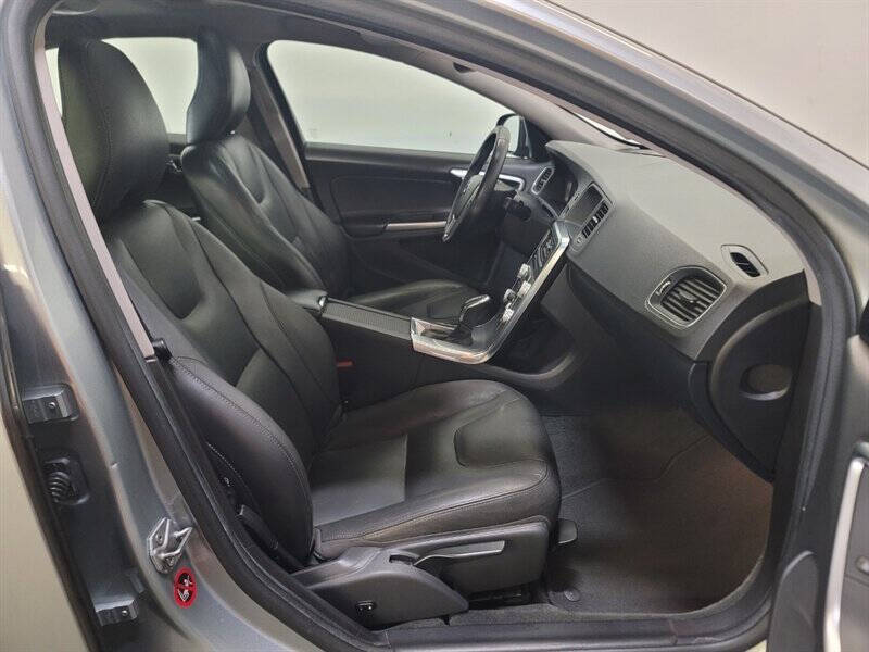2017 Volvo S60 T5 Dynamic