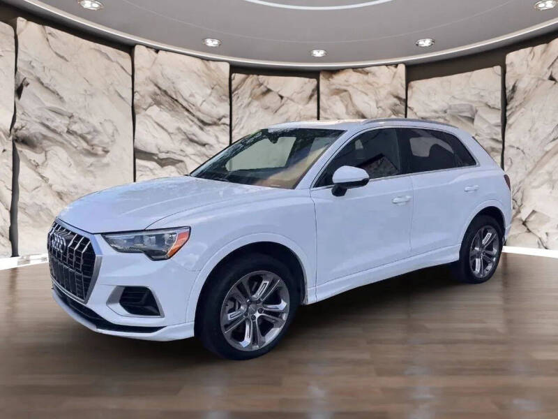 2019 Audi Q3 quattro Premium 45 TFSI