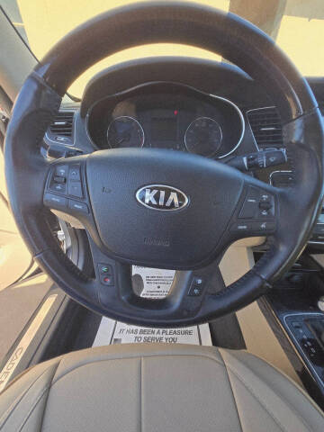 2015 Kia Cadenza Premium