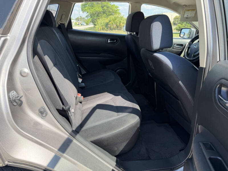 2014 Nissan Rogue Select S