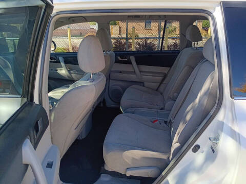 2013 Toyota Highlander Plus