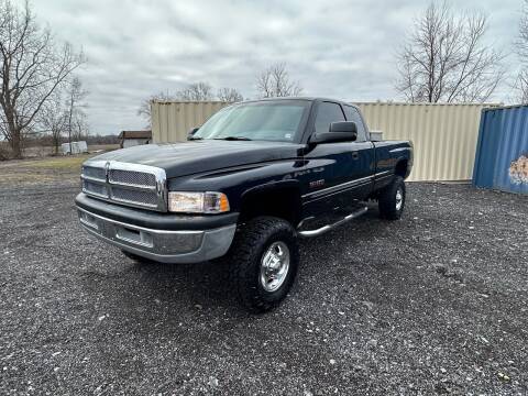 2001 Dodge Ram 2500 for sale at VILLAGE AUTO MART LLC in Portage IN