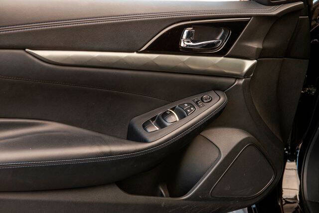 2017 Nissan Maxima 3.5 SR