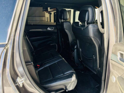 2016 Jeep Grand Cherokee SRT