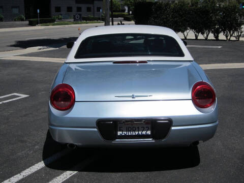 2004 Ford Thunderbird Deluxe