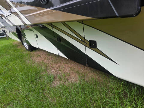 2017 Thor Motor Coach MIRAMAR 35.2
